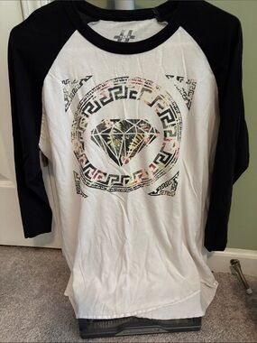 Diamond Graphic Raglan Long Sleeve Shirt - Black/White